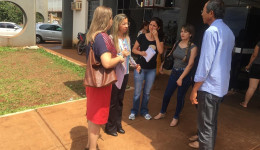 Secretária da Saúde não recebe Daniela Hall e Elias Ishy
