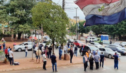 Comerciantes exigem reabertura do comércio da fronteira 