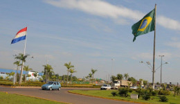 Após 7 meses, fronteira entre Paraguai e Brasil é reaberta