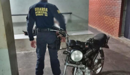 ADOLESCENTE É APREENDIDO COM MOTOCICLETA FURTADA