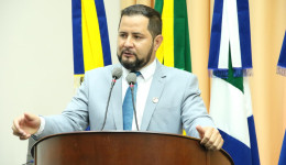 Jânio Miguel solicita melhorias para bairros