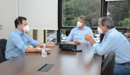 Renato Câmara apresenta projeto de agrovilas para Semagro