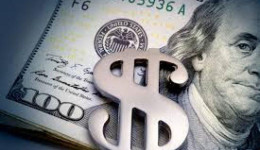 Dólar fecha em mínima em 1 ano contra real após Copom