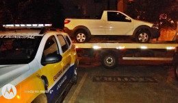 Motorista embriagado abastece carro e sai sem pagar