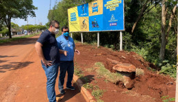 Prefeitura e Sanesul fazem vistoria para solucionar problema na Av. Presidente Vargas