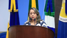 Vereadora renuncia a cargo na mesa da Câmara