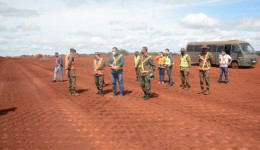 Alan Guedes visita as obras do Aeroporto de Dourados