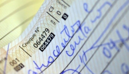 Uso de cheques no Brasil cai 93% desde 1995