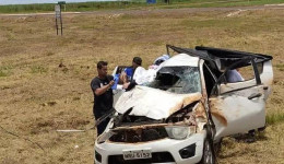 Padre sofre acidente ao perder controle de veículo na BR-060