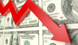 Dólar cai pela terceira vez seguida e fecha em R$ 4,67