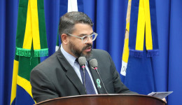 Mauricio Lemes pede melhorias no Parque Antenor Martins