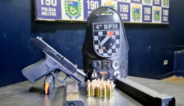 Homens são presos com arma e 2 'pentes' municiados na fronteira