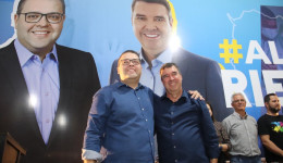 Encontro com Riedel e Alan Guedes foi um dos maiores da pré-campanha
