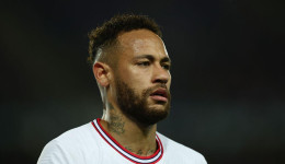 Procurador espanhol pede dois anos de prisão para Neymar