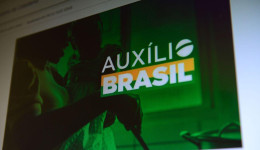 Caixa paga Auxílio Brasil a beneficiários com NIS de final 9