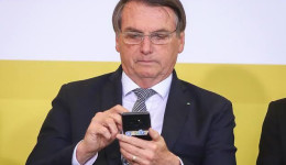 PSOL pede prisão de Bolsonaro e apreensão de seu passaporte