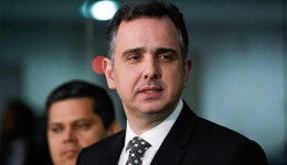 Pacheco é reeleito presidente do Senado por 49 votos a 32