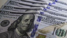 Dólar cai para R$ 5,09 após anúncio de arcabouço fiscal