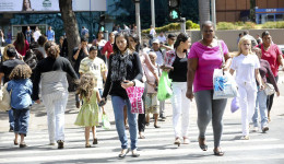 Taxa de desemprego cai para 7,8% em agosto, revela IBGE