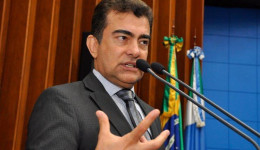 Fora do microfone, Marçal Filho cai em pesquisa
