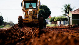Começam as obras de asfalto no Jardim Guaicurus em Dourados