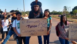 Indígenas fecham rodovia MS-156 que dá acesso Dourados-Itaporã