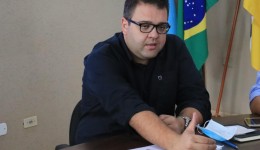 Alan Guedes quita 85% da folha que Délia não pagou