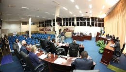 Câmara de Dourados antecipa sessão e  aprecia 7 projetos de lei nesta sexta-feira