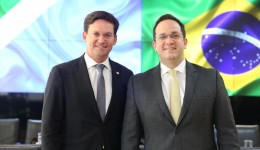Secretário de Governo vai a Brasília destravar projetos e obras