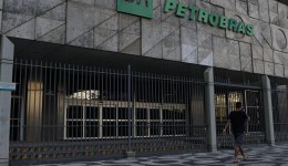 Petrobras reduz despesas com juros e encargos da dívida financeira