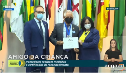 Sergio Nogueira recebe Prêmio Brasil Amigo da Criança