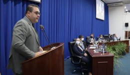 Prefeito Alan participa da Sessão Solene na Câmara Municipal de Dourados