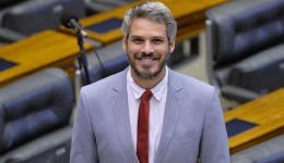 Pré-candidato ao senado pelo PT de MS, professor Tiago Botelho pode ser um dos mais jovens a disputar a vaga no Brasil 