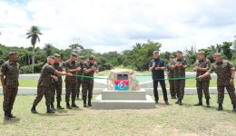 Presidente lança pedra fundamental de Escola de Sargentos do Exército
