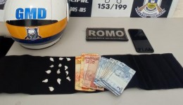Adolescente de 15 anos é detido pela GM vendendo cocaína próximo de escola em Dourados