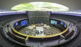 Câmara abre sessão virtual para votar PEC dos Benefícios Sociais