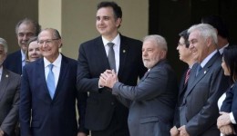 Governo Lula oferece cargos de 2º escalão por votos para Pacheco no Senado