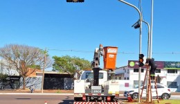 Novo semáforo na avenida Guaicurus está em período de teste