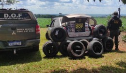 DOF apreende veículo abandonado com R$ 62 mil em cigarros e pneus